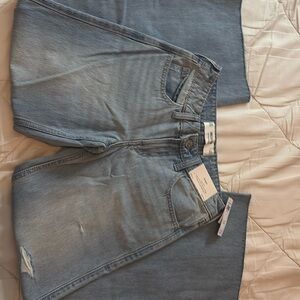 New hollister jeans, never worn
